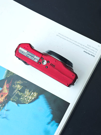 Used Fujifilm FinePix F800 EXR Digital Camera [No charger]