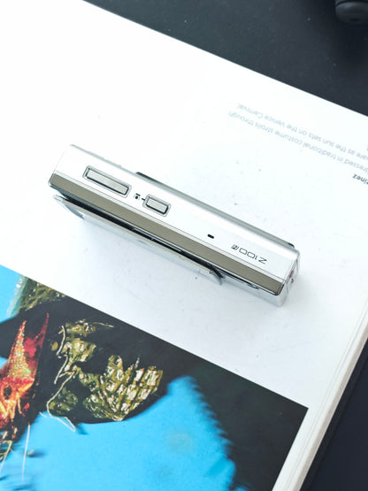 Used Fujifilm FinePix Z100 fd grey Digital Camera