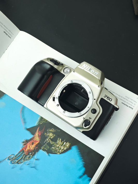 Nikon F60 body
