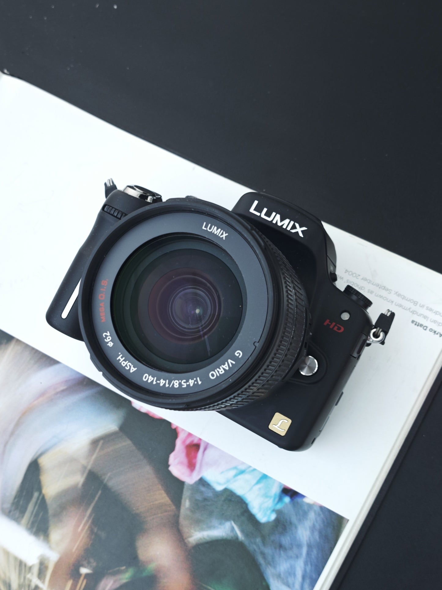 Used Panasonic Lumix DMC-GH1K with 14-140mm F4-5.8 [JPN only, with box]