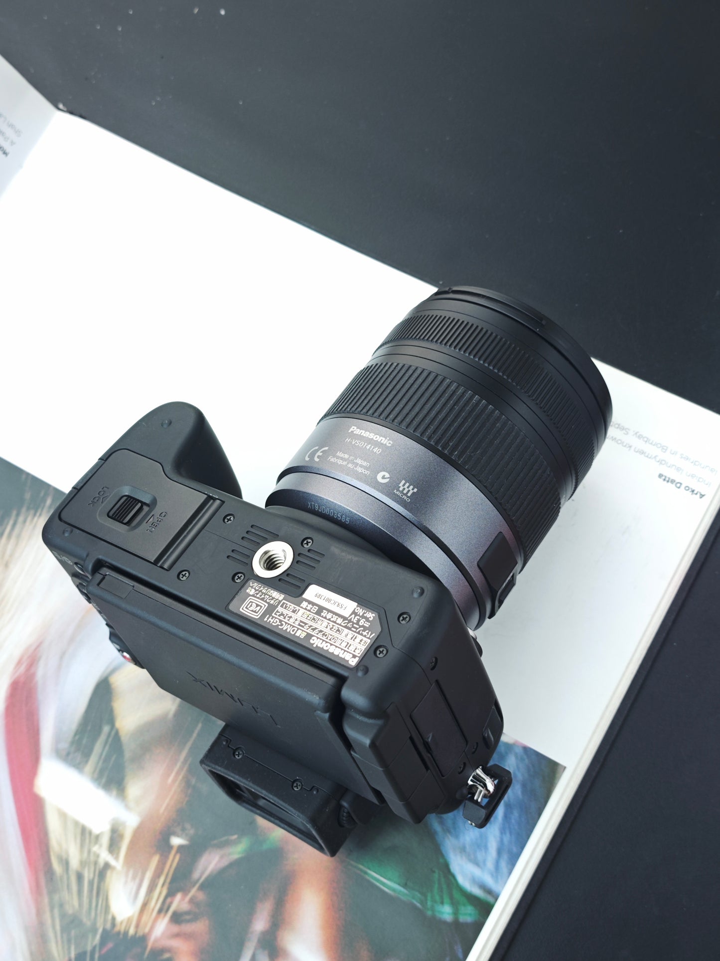 Used Panasonic Lumix DMC-GH1K with 14-140mm F4-5.8 [JPN only, with box]