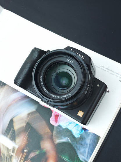 Used Panasonic Lumix DMC-FZ20 Digital Camera