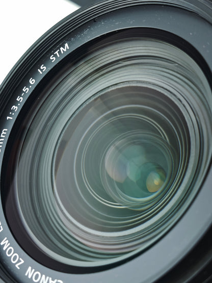 Used Canon EOS 6D Mark II with EF 24-120mm F3.5-5.6 IS STM [with box]