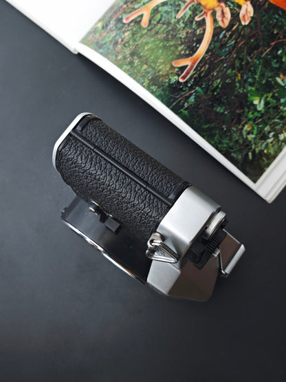 Rolleiflex SL35 body made in Singapore