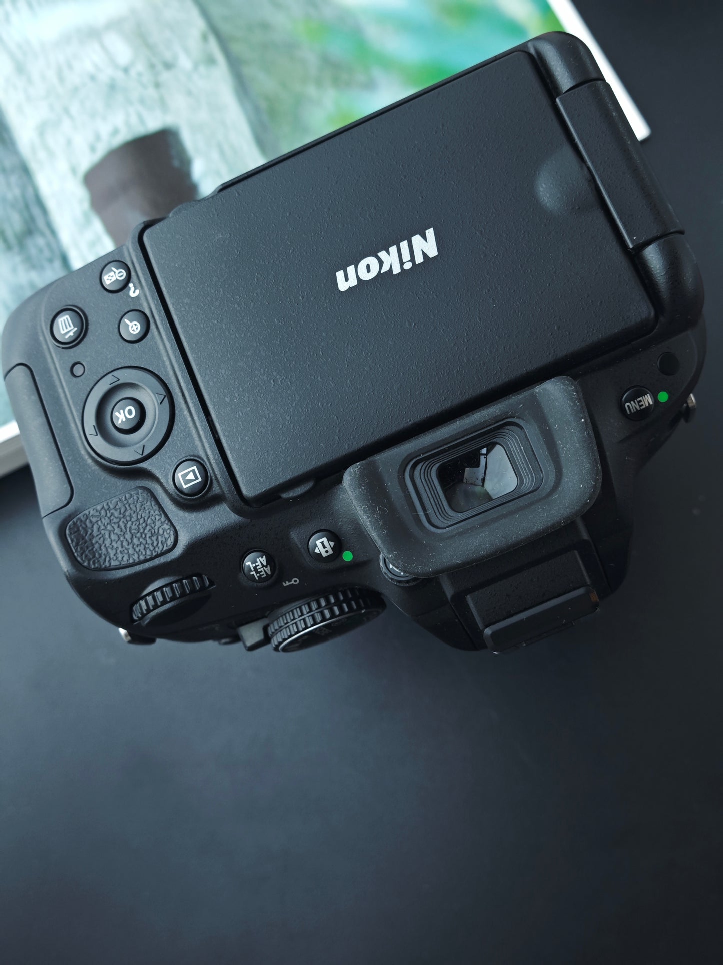 Used Nikon D5100 with Nikon AF-S Nikkor 18-55mm F3.5-5.6 G VR [with box]