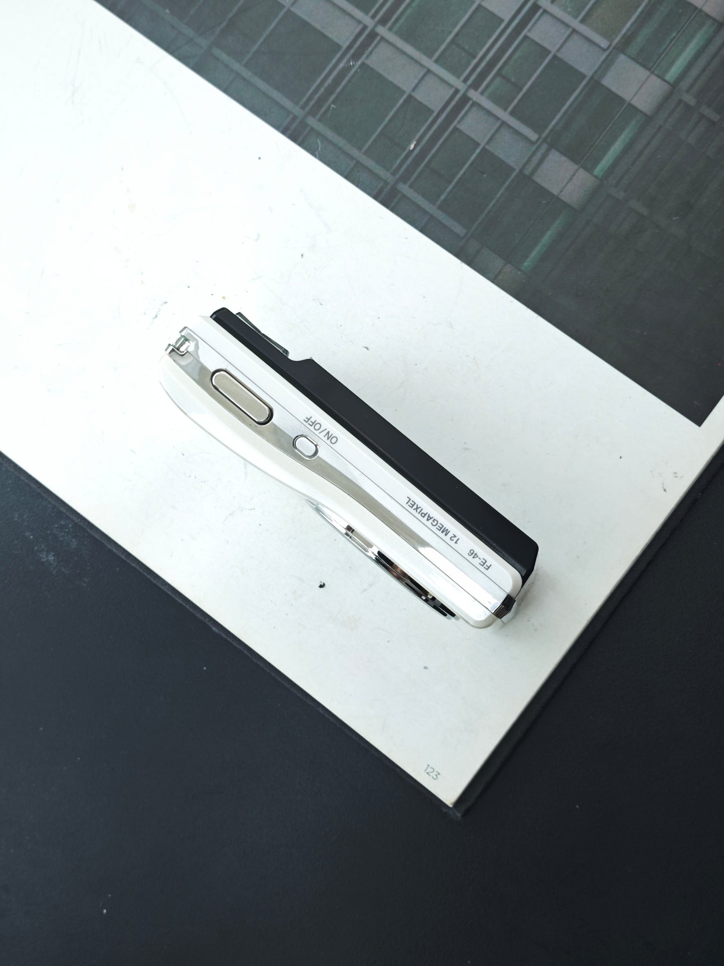 Used Olympus FE-46 white Digital Camera