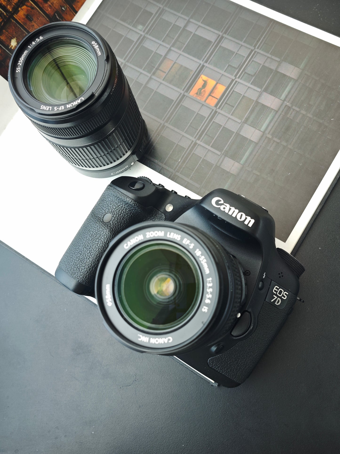 Used Canon EOS 7D with Double Zoom Kit body Digita Camera [No charger]