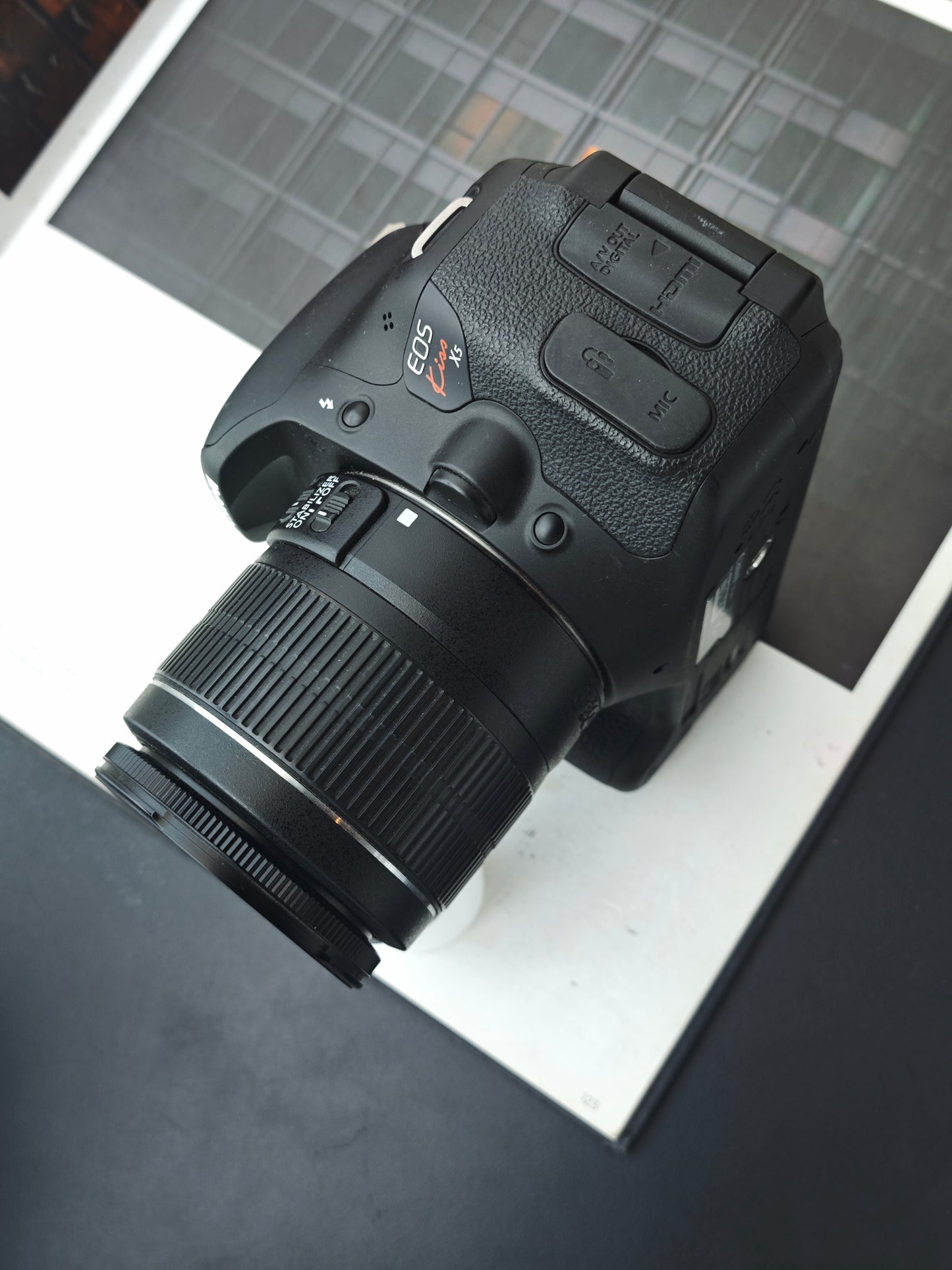 Used Canon EOS Kiss X5 with Double Zoom Kit Digital Camera [No charger]