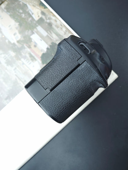 Canon EOS-1V body #141063