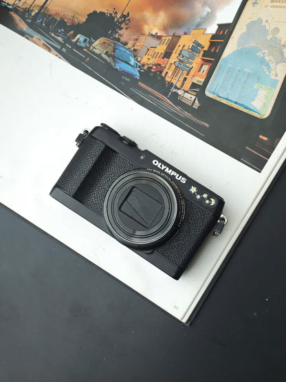 Used Olympus Stylus SH-3 Digital Camera [No charger]