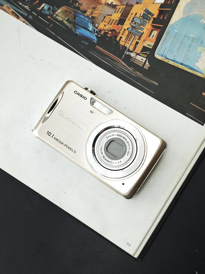 Used Casio EXILIM EX-Z270 Digital Camera [No charger]