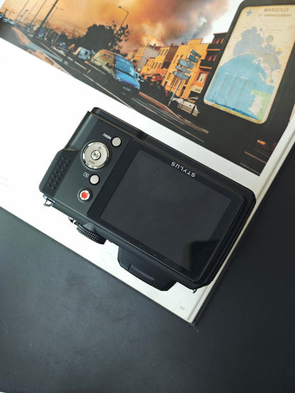 Used Olympus Stylus SP-820UZ Digital Camera