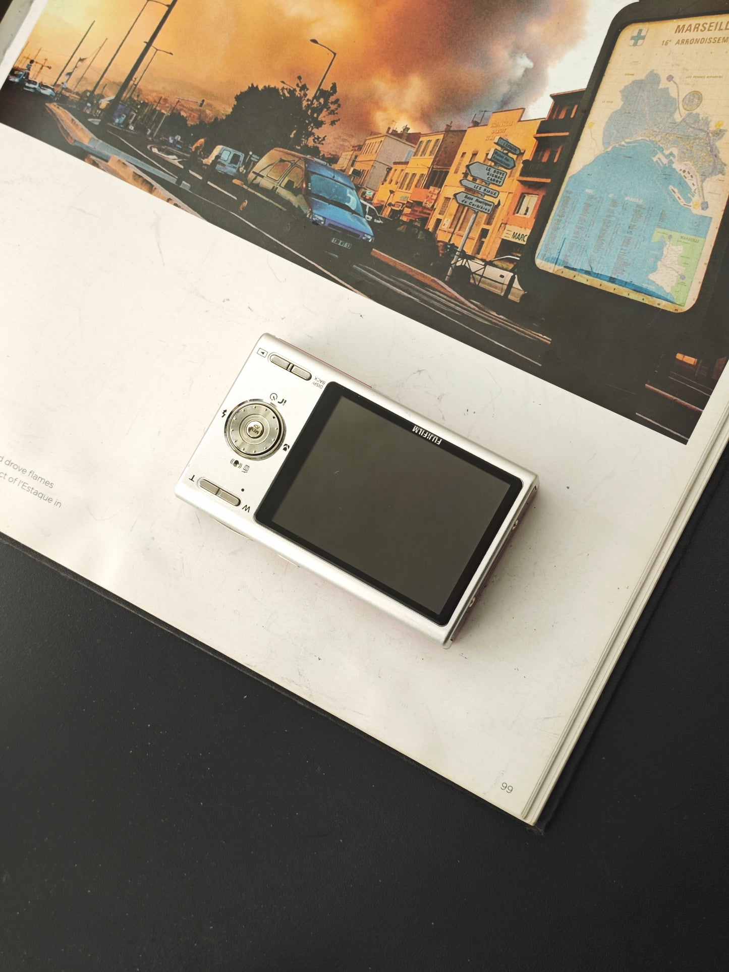 Used Fujifilm FinePix Z100 fd pink Digital Camera [No charger]