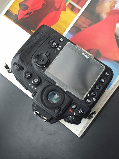 Used Nikon D800 body Digital Camera [No charger]