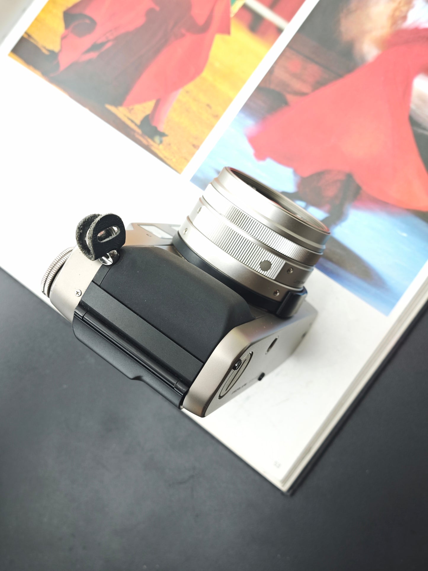 Contax G1 white label with Carl Zeiss Planar 45mm F2 T*