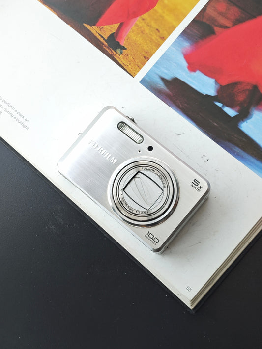 Used Fujifilm FinePix J150w Digital Camera