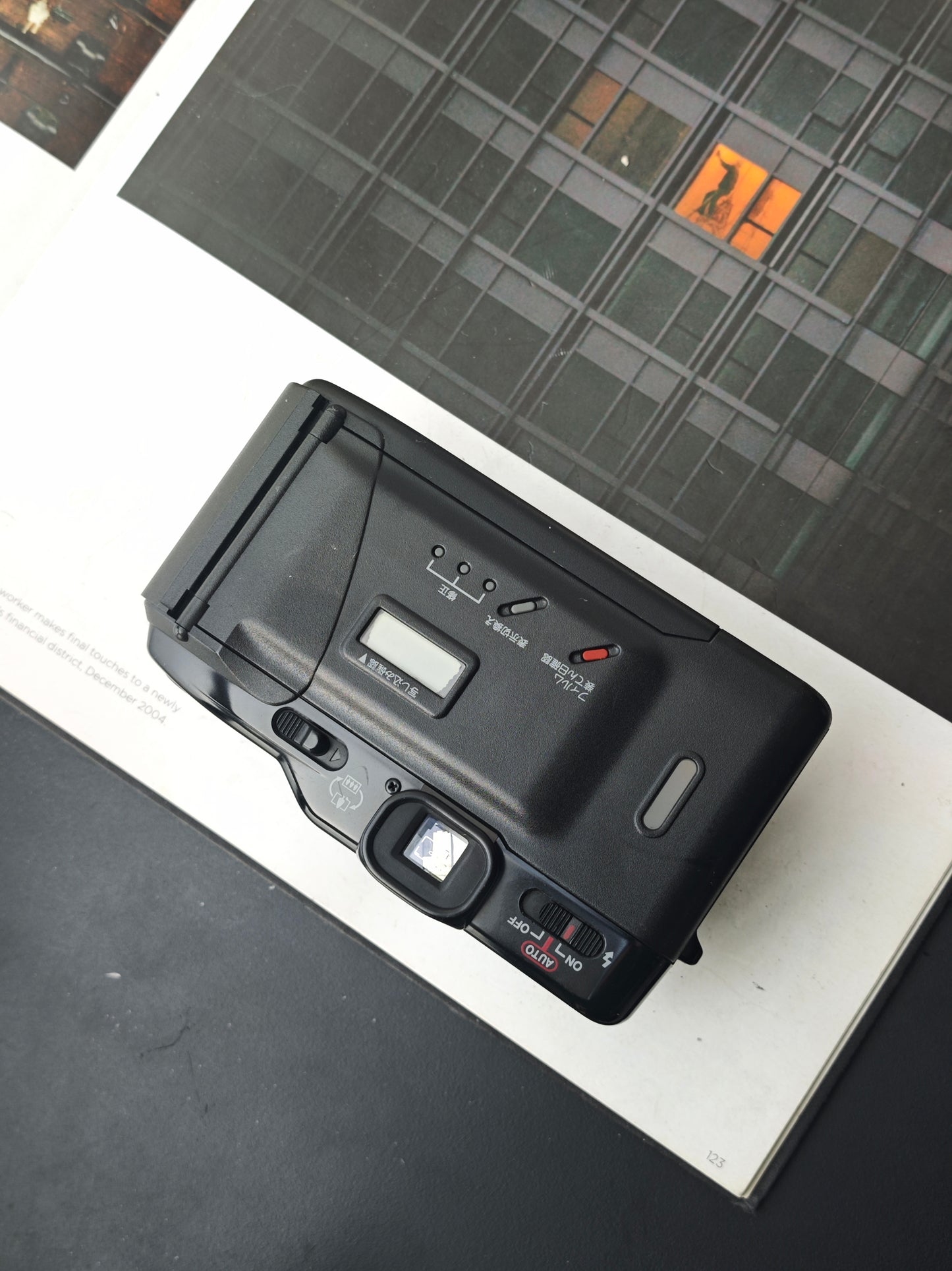 Canon Autoboy TELE Quartz Date #1439631