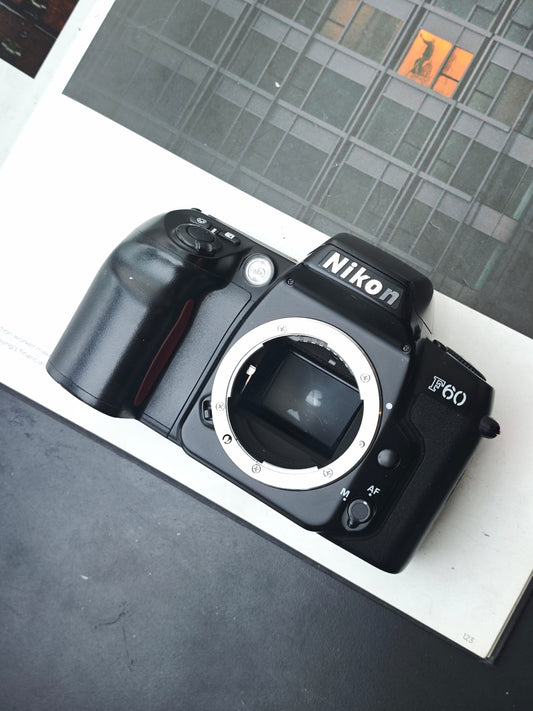 Nikon F60 body #2205040