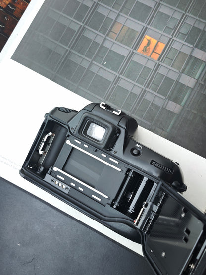 Nikon F60 body #2205040