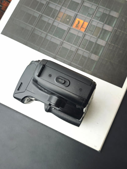 Canon EOS 1000S body