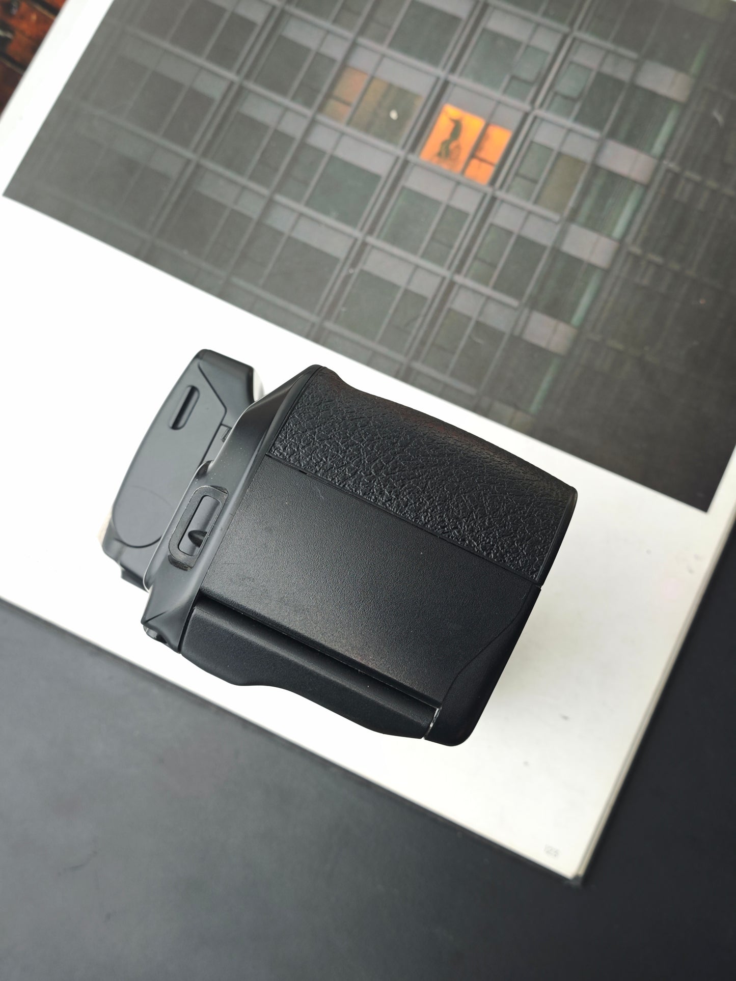 Canon EOS 1000S body