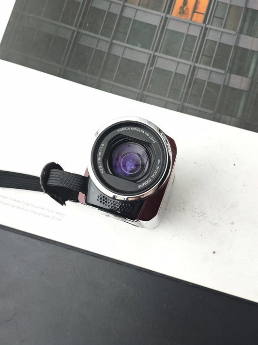 Used JVC GZ-HM460-R Camcorder [No charger] #086B0569