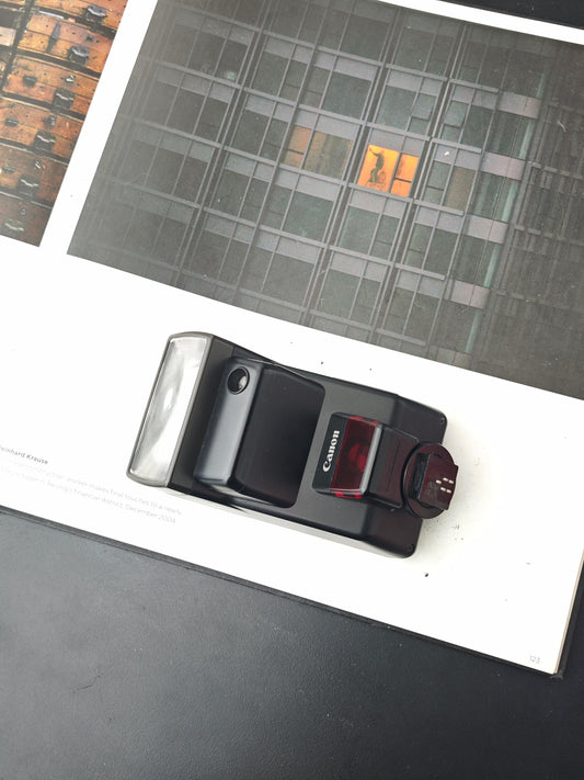 Canon Speedlite 300EZ