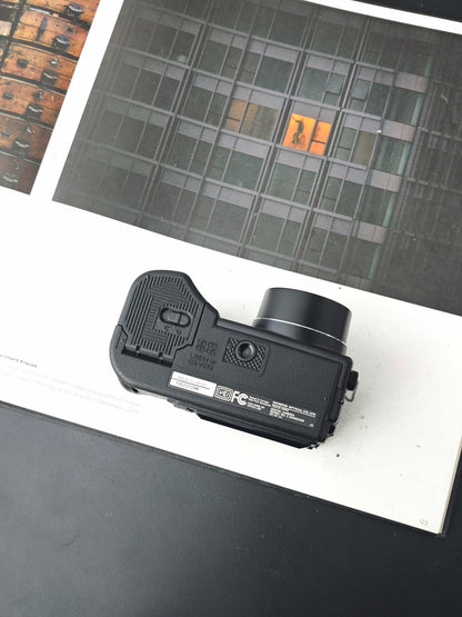 Used Olympus C-3040 Zoom Digital Camera