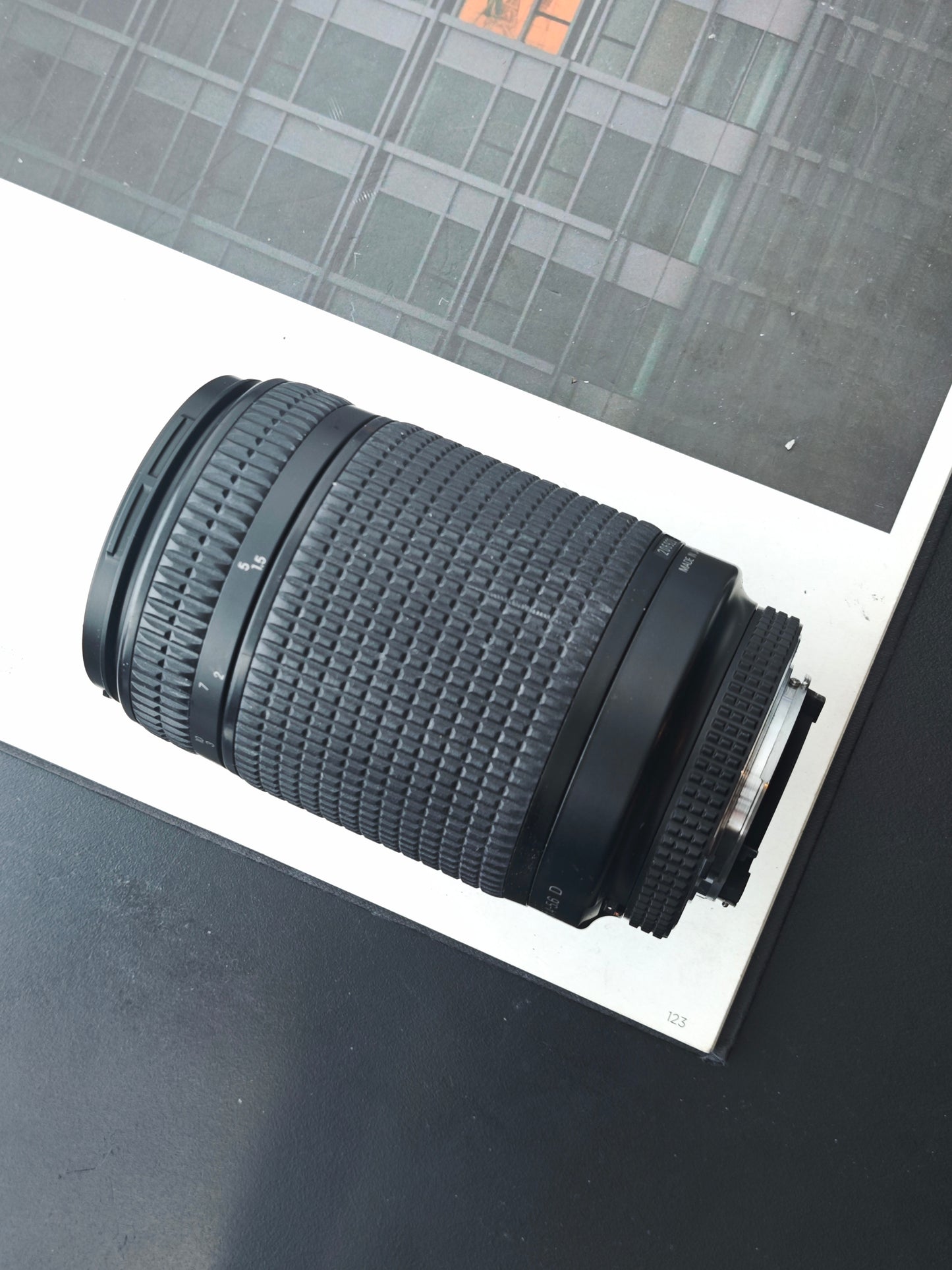 Nikon AF Nikkor 70-300mm F4-5.6 D #206923