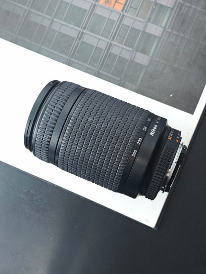 Nikon AF Nikkor 70-300mm F4-5.6 D #206923