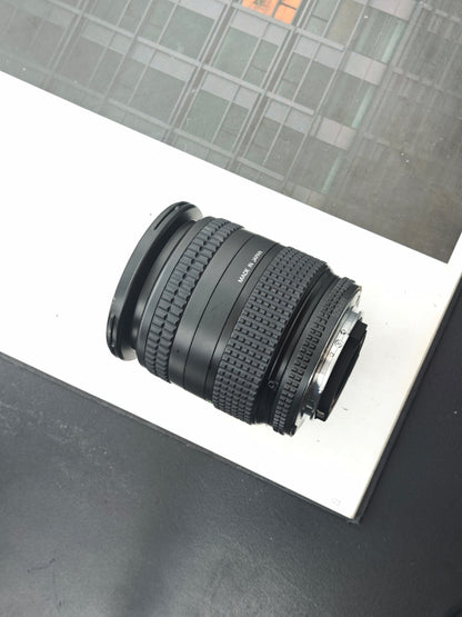 Nikon AF Nikkor 24-50mm F3.3-4.5 D