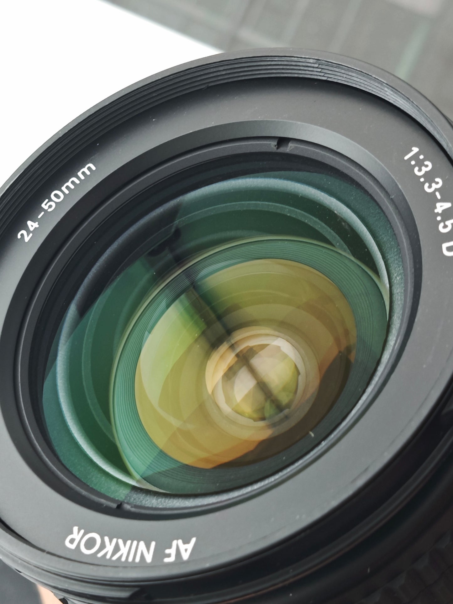 Nikon AF Nikkor 24-50mm F3.3-4.5 D