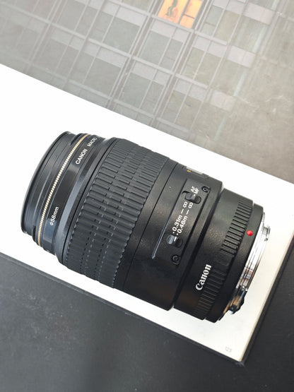 Canon Macro Lens EF 100mm F2.8 USM