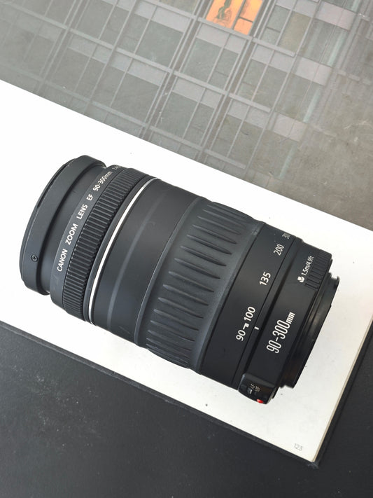 Canon Zoom EF 90-300mm F4.5-5.6