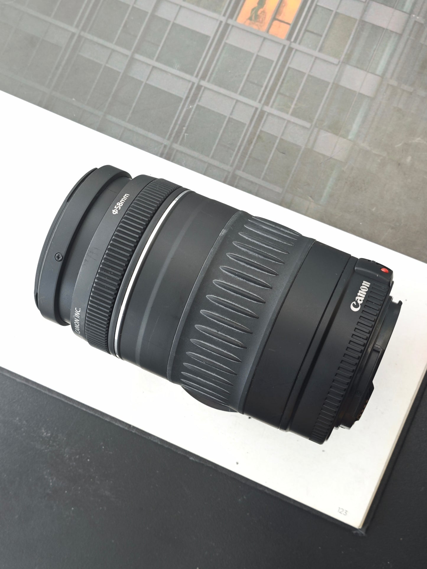 Canon Zoom EF 90-300mm F4.5-5.6