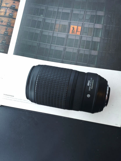 Nikon AF-S Nikkor 70-300mm F4.5-5.6 G ED VR #2589675