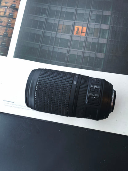 Nikon AF-S Nikkor 70-300mm F4.5-5.6 G ED VR #2589675