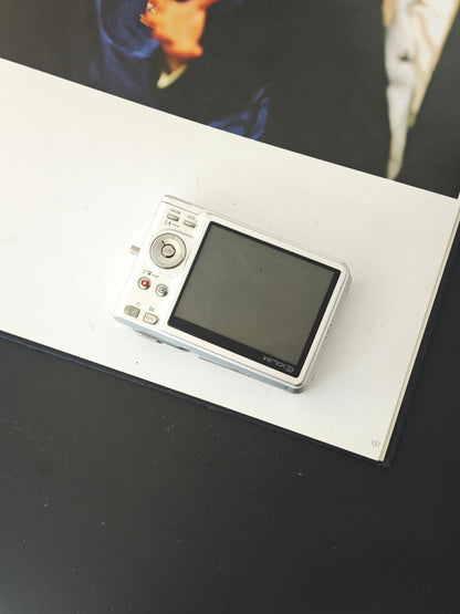 Used Casio EXILIM EX-Z57 Digital Camera [with box]