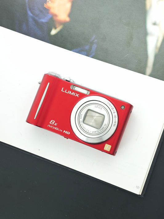 *READ* Used Panasonic Lumix DMC-ZX3 red Digital Camera [JPN only]