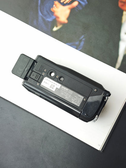 Used Canon iVIS HF R32 camcorder
