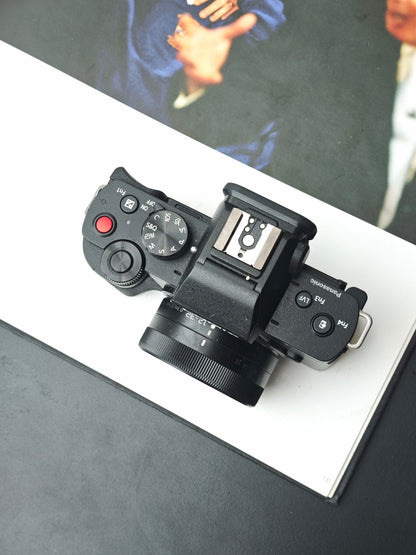 Used Panasonic Lumix DC-G100 with Lumix G Vario 12-32mm F3.5-5.6 ASPH