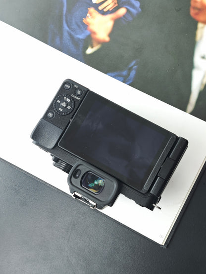 Used Panasonic Lumix DC-G100 with Lumix G Vario 12-32mm F3.5-5.6 ASPH