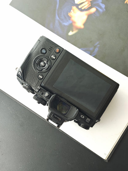 Used Olympus OM-D E-M1 body Digital Camera [No charger]