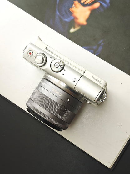 Used Canon EOS M100 white with EF-M 15-45mm F3.5-6.3 IS STM