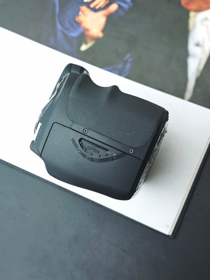 Used Sony α100 body (Sony DSLR-A100) [JPN only, No charger]