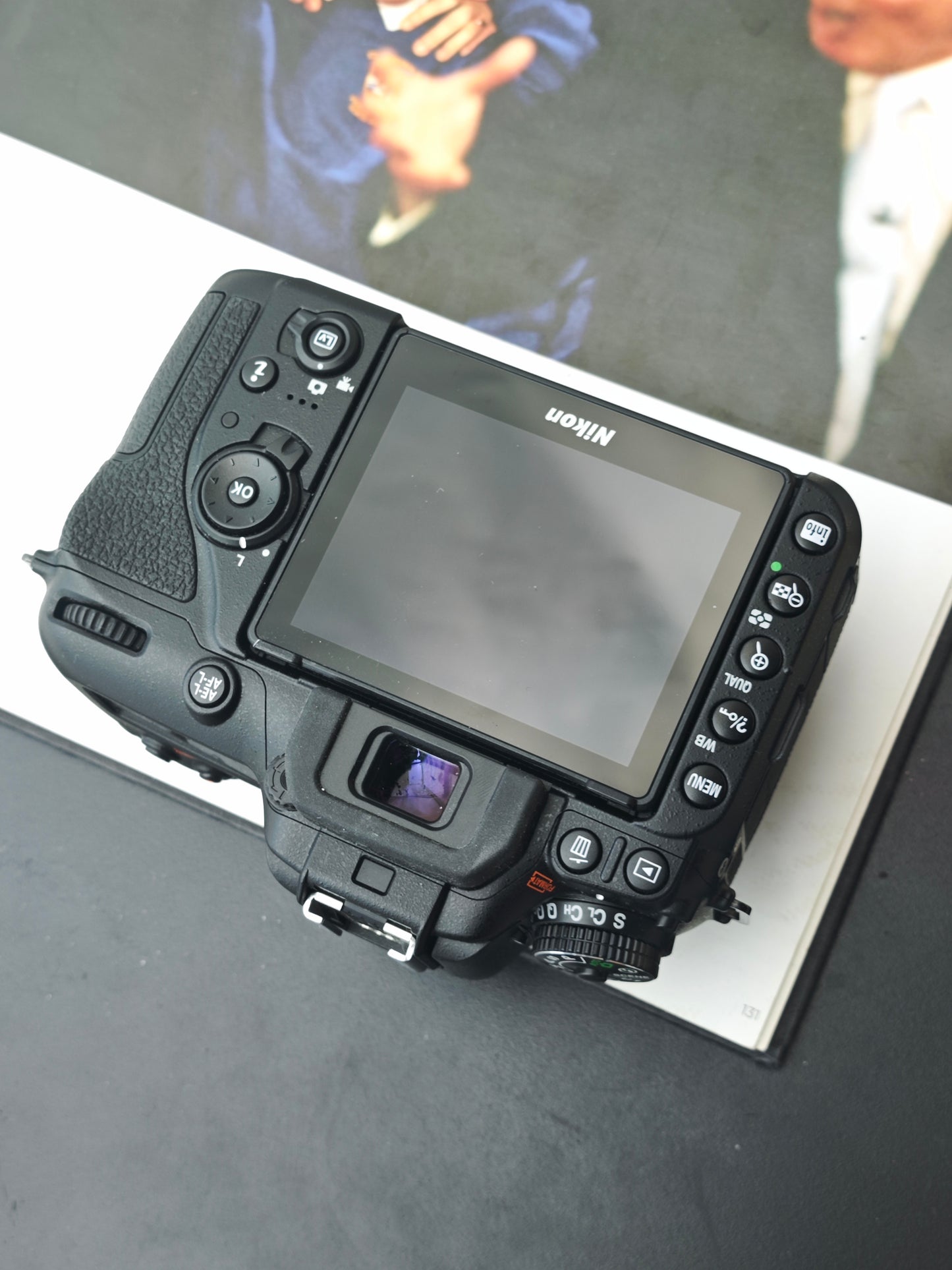 Used Nikon D7500 body Digital Camera Shutter Count 1300 [No charger]