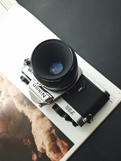 Nikon FE2 silver with Micro- Nikkor 55mm F2.8