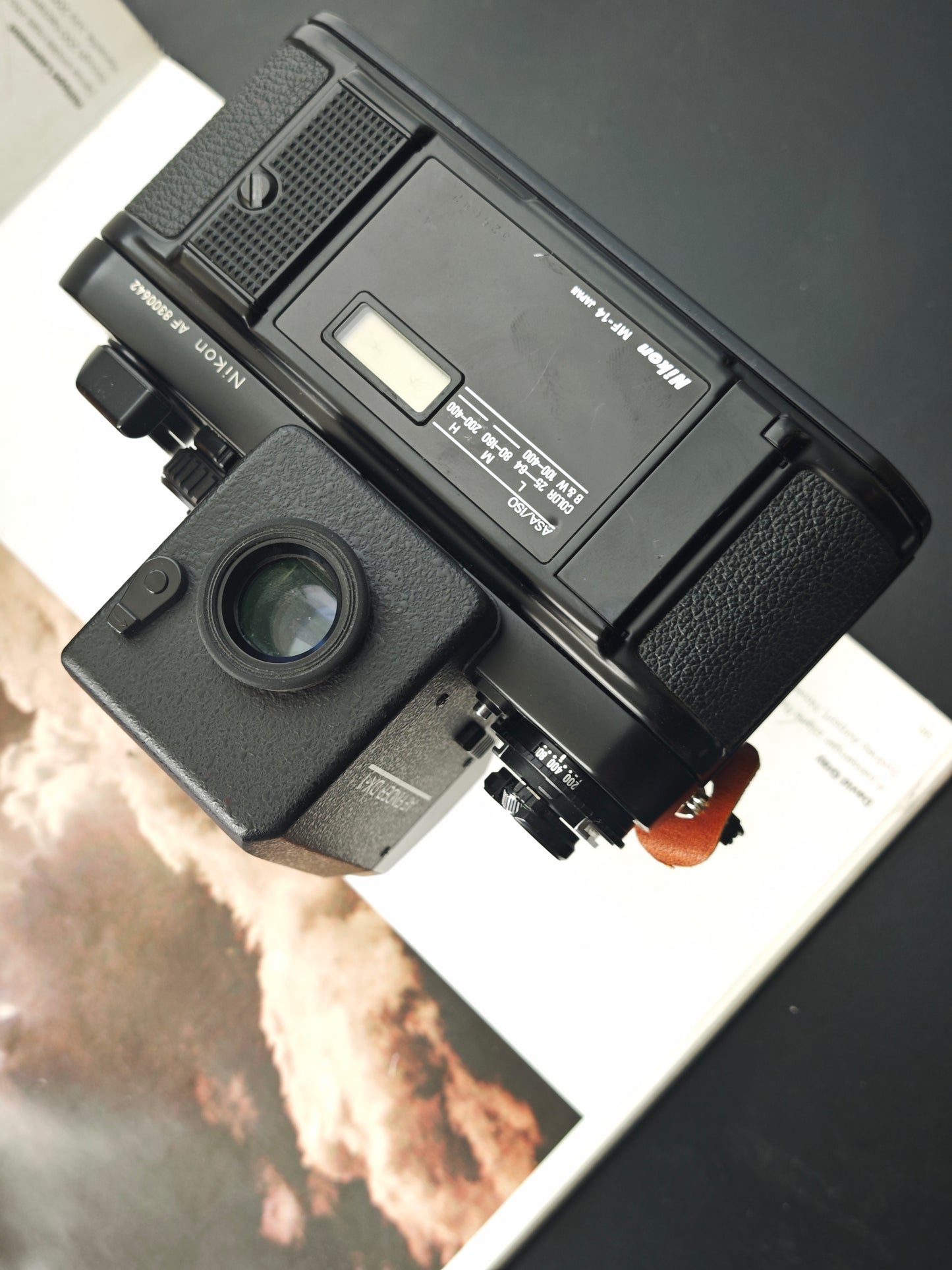 *READ* Nikon F3 AF with AF-Nikkor 80mm F2.8