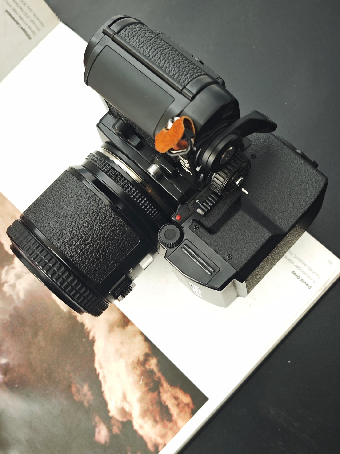 *READ* Nikon F3 AF with AF-Nikkor 80mm F2.8