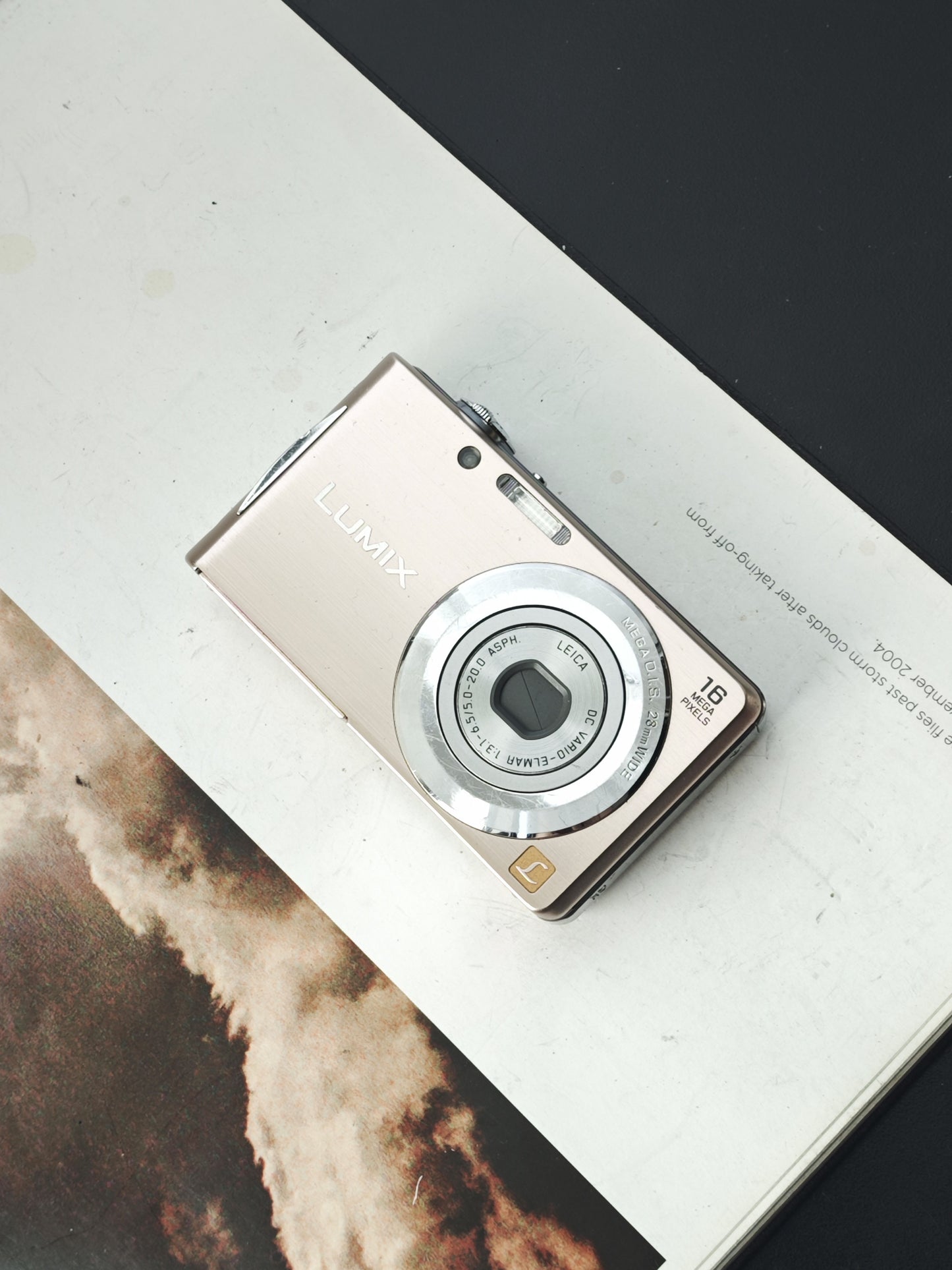 Used Panasonic Lumix DMC-FH5 Digital Camera [JPN only, No charger]